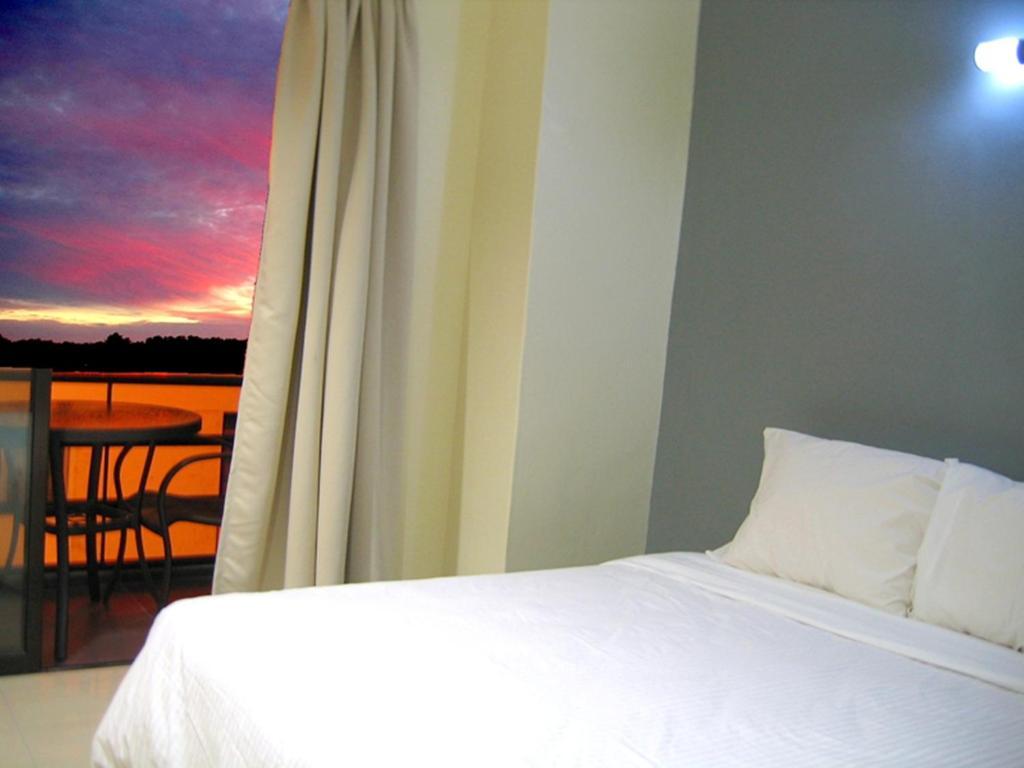 Hotel Time Johor Bahru Pokoj fotografie